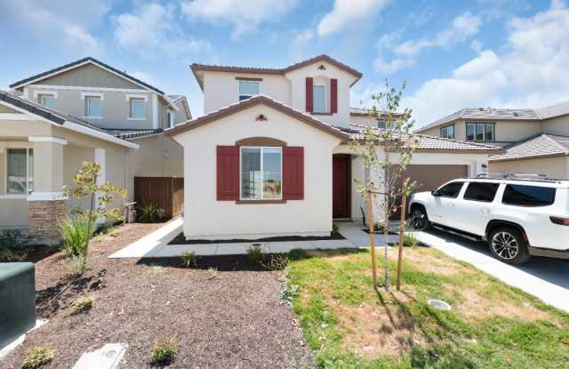 8065 Roundhouse Lp photos photos