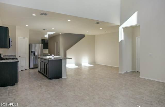 3681 N 307TH Drive Gallery 4