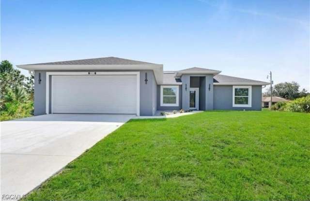 2513 74th Street W photos photos