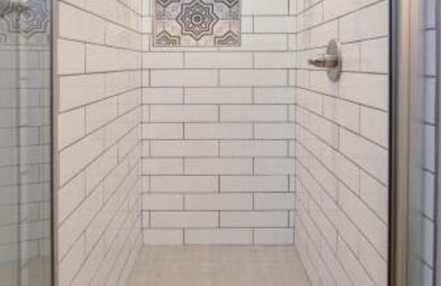 1518 Avenue W photos photos