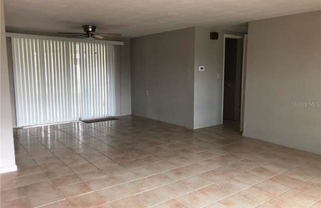 5025 MILLER BAYOU DRIVE Gallery 4