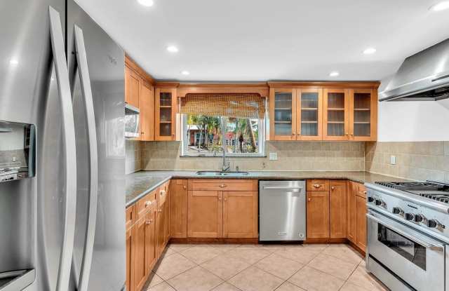 2507 Okeechobee Lane, Fort Lauderdale, FL 33312 photos photos