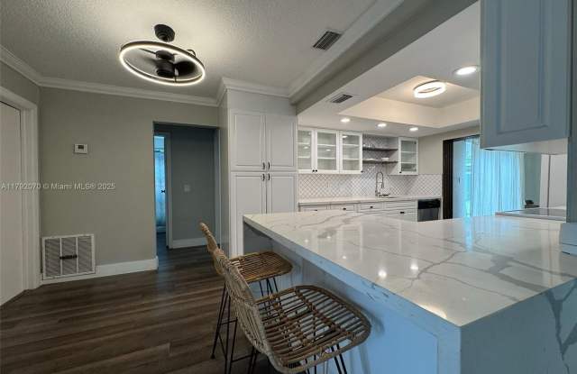 2631 NW 94th photos photos