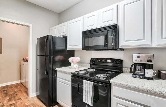 Cypress Lake Apartments photos photos