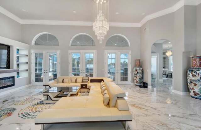 941 Bunker View Drive - 941 Bunker View Drive, Apollo Beach, FL 33572