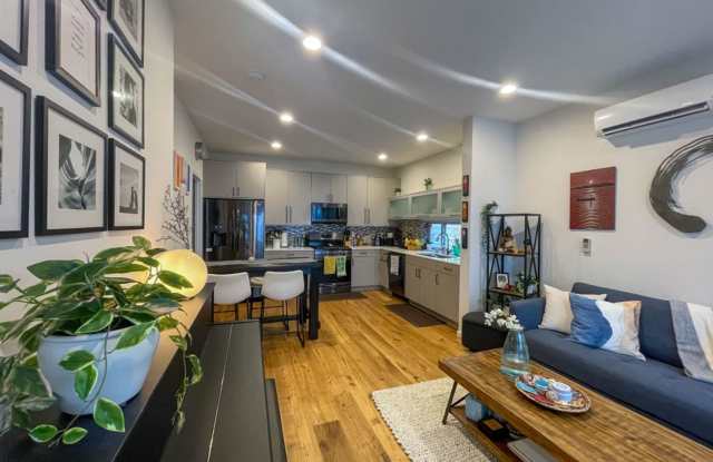 3Bd/2.5Ba Seattle Townhome Gallery 3