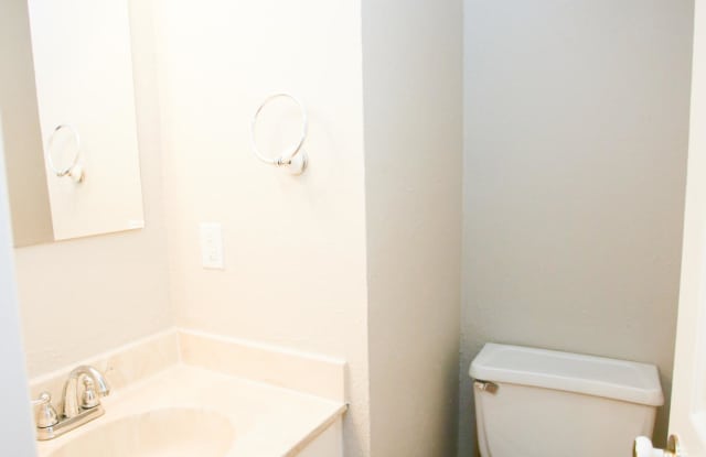 126 Oakmont Drive Gallery 4