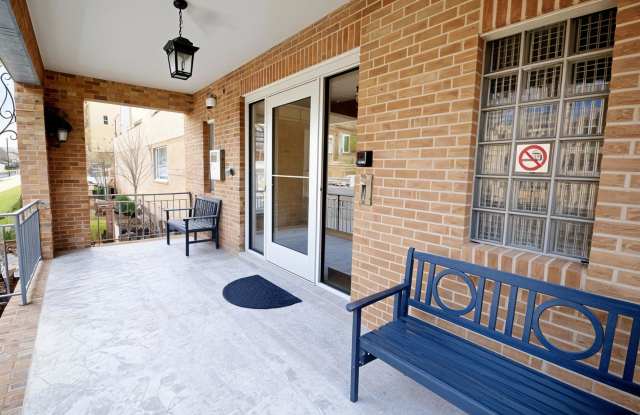 Plaza 209 Apartments Gallery 4