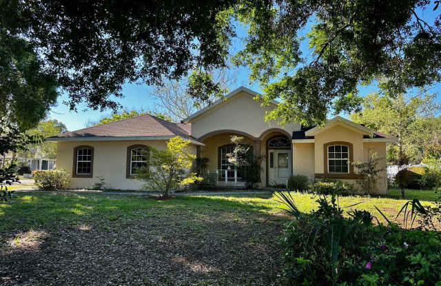 Coming Available Soon - 3/2 Split Plan Home in Eustis with Screened Porch! photos photos