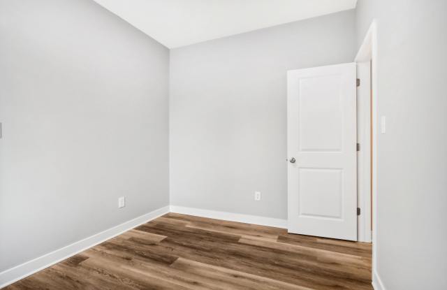 2106 North Talbott Street - 1 Gallery 3