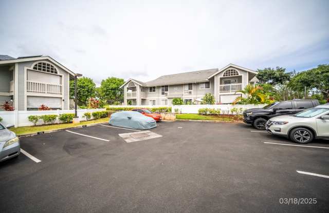 2 bd, 2 ba 2 parking second story townhome in Ho’okumu at Waikele Gallery 3