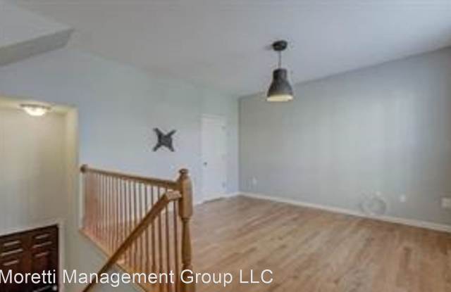 23027 Sweetspire Drive Gallery 4