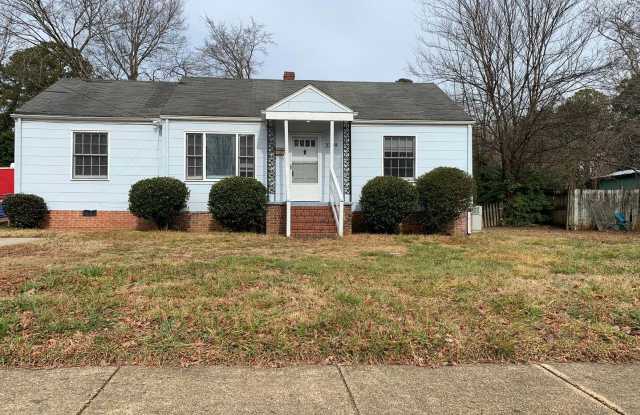 2209 Milburnie * 3 brm 1.5 bath * Central air gas heat * One pet neg't with restrictions * No carpet! * Fenced back yard - 2209 Milburnie Road, Raleigh, NC 27610