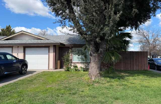 3731-3733 Scallop Court photos photos