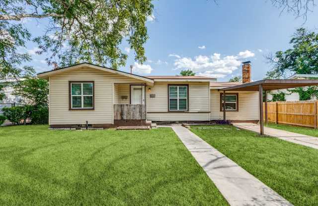 2-BEDROOM HOME IN WILSHIRE VILLAGE photos photos