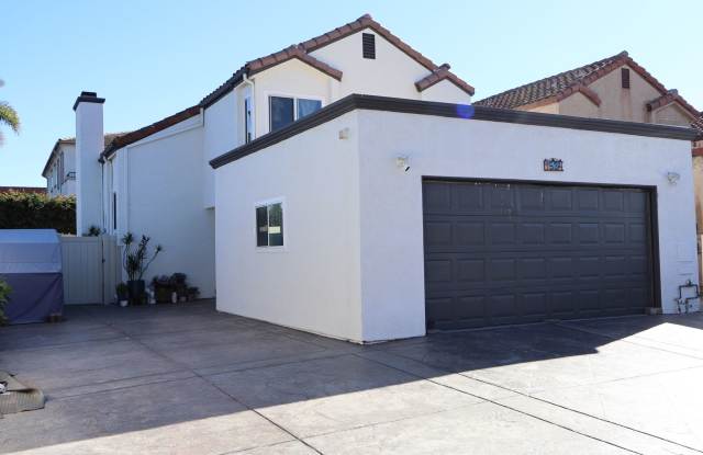 Modern 3 Bedroom 3 Bathroom Townhome in Imperial Beach. photos photos