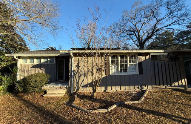 2 Bedrooms, 2 Bathrooms - Home in Maplewood! photos photos