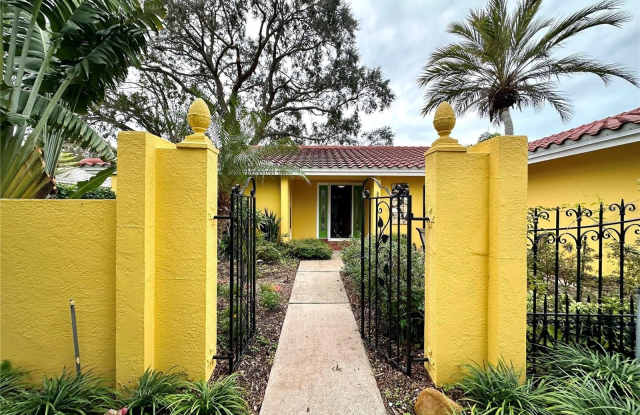 1883 RIVIERA CIRCLE Gallery 2