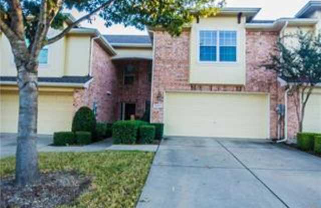 10371 Darkwood Drive Gallery 2