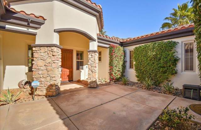 78130 Red Hawk Lane Gallery 2