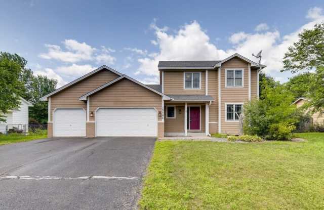 13784 Vale Street Northwest - 13784 Vale Street Northwest, Andover, MN 55304