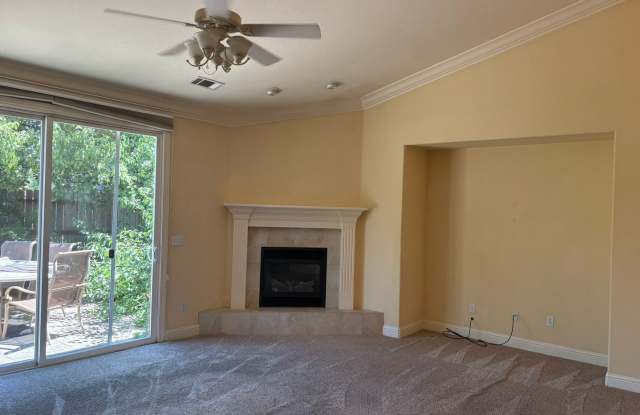 Spacious 1,950 Sq. Ft. Home with 3-Car Garage in Redding Gallery 4