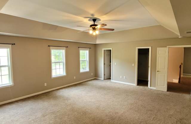 8 Holly Springs Ln Gallery 3