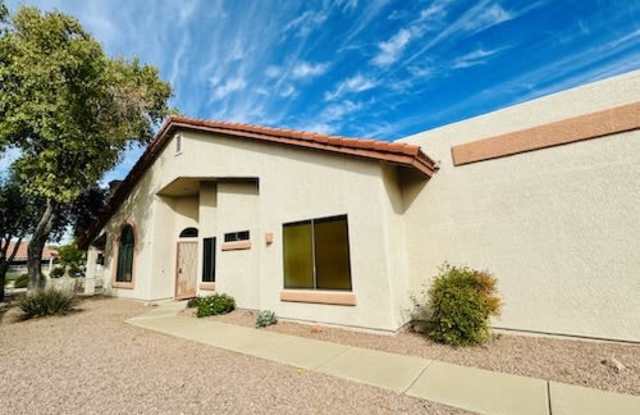 8717 North Johnny Miller Drive Gallery 2
