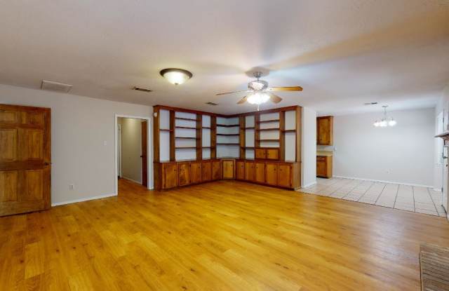 3011 Adrienne Dr Gallery 3