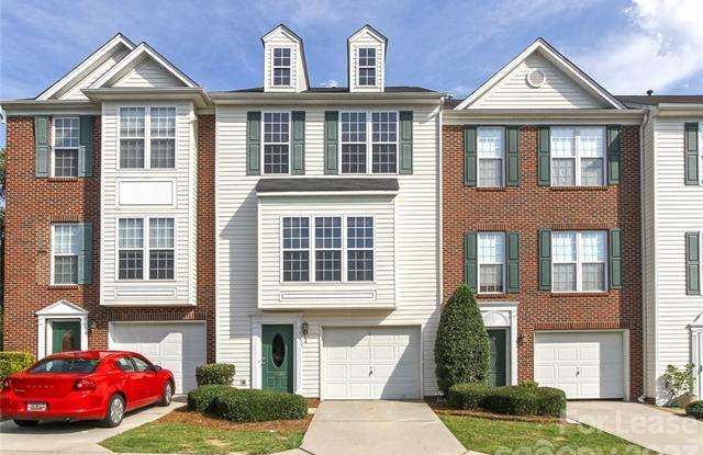 1705 Kashmir White Ln photos photos