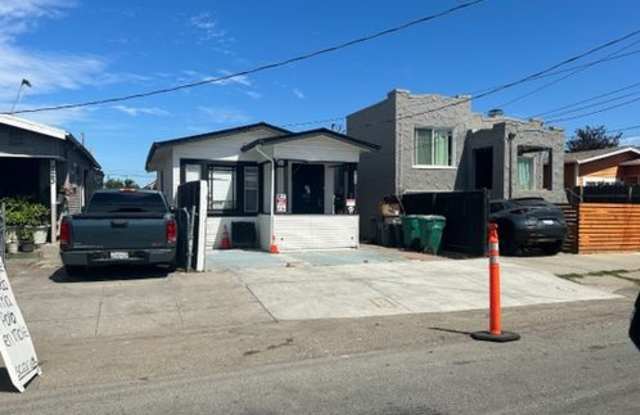 1 Bedroom 1 bad home Duplex in Oakland photos photos