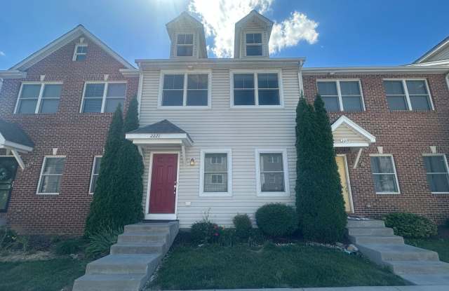 4-Bedroom Townhome with Finished Basement photos photos