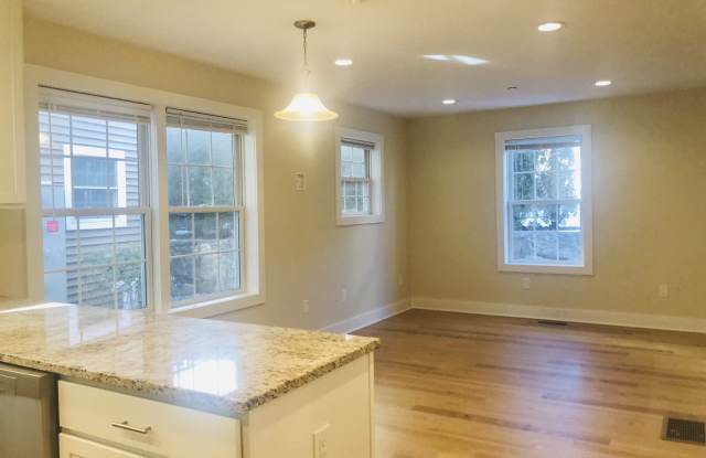 180 Hamilton Ave - 180 Hamilton Avenue, Greenwich, CT 06830
