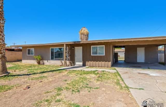 1902 W 18 ST - 1902 West 18th Street, Yuma, AZ 85364