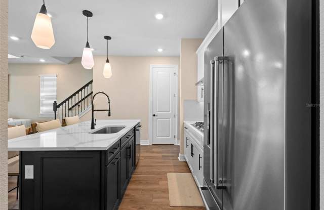 10215 Park Estates Ave, Orlando, Fl 32836 Gallery 3