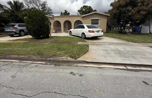 4998 SW 8th Ct photos photos