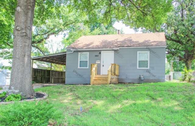 2923 South Scott Avenue - 2923 South Scott Avenue, Independence, MO 64052