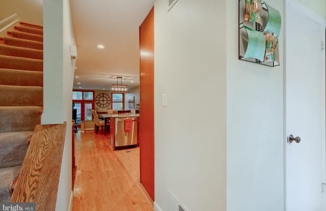 711 S HANOVER Street Gallery 2