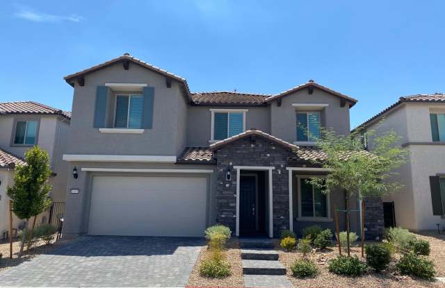 5 Bed Home with Loft, Solar & 3-Car Tandem Garage | 3,122 Sq Ft photos photos