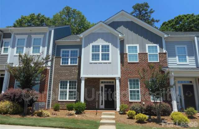 1030 Beatty Woods Dr photos photos