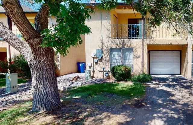 Lovely 2 Bedroom 1.5 Bathroom Located In ABQ Foothills! photos photos Lovely 2 Bedroom 1.5 Bathroom Located In ABQ Foothills! photos photos