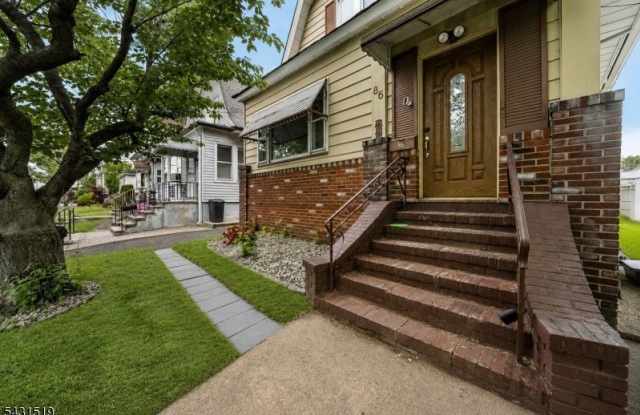86 Curie Ave Gallery 2