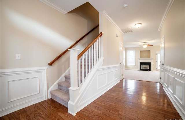 18810 Coachmans Trace Gallery 4