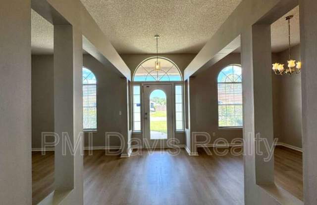 9092 Camshire Dr Gallery 2