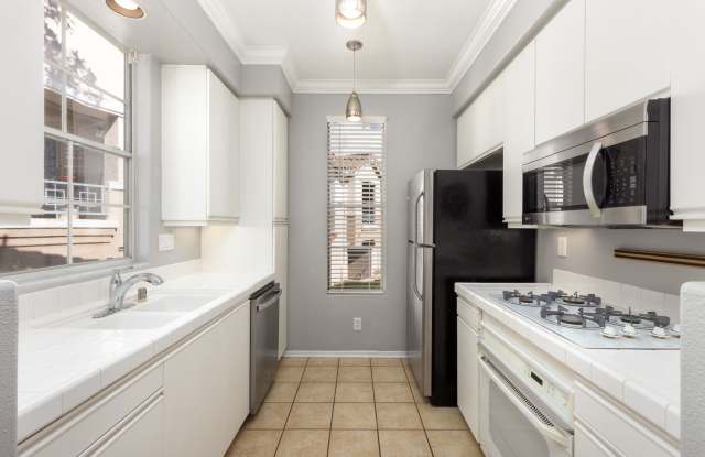 Beautiful Two Bedroom / Two Bathroom Condo (2nd floor / Top Floor) Near Del Mar Beaches! Call for showing photos photos