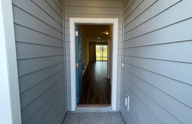 212 Pine Bluff Dr Gallery 2