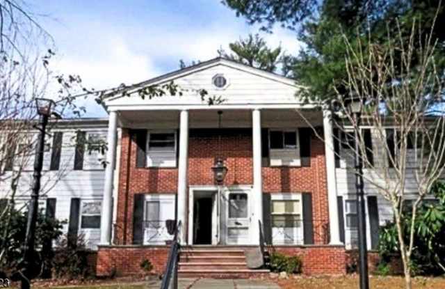 304-c Lake Shore South photos photos