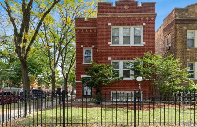 1841 North Luna Avenue photos photos