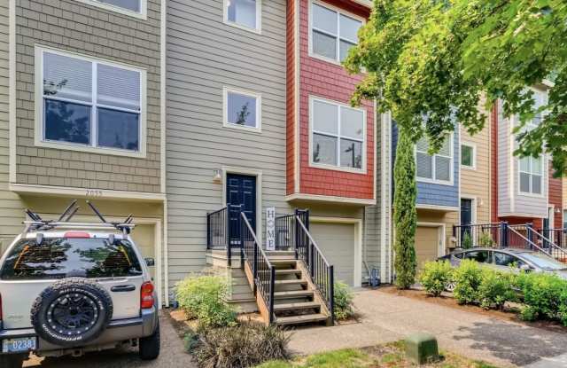 2067 Northeast Sheffield Ave - 2067 Northeast Sheffield Ave, Hillsboro, OR 97006