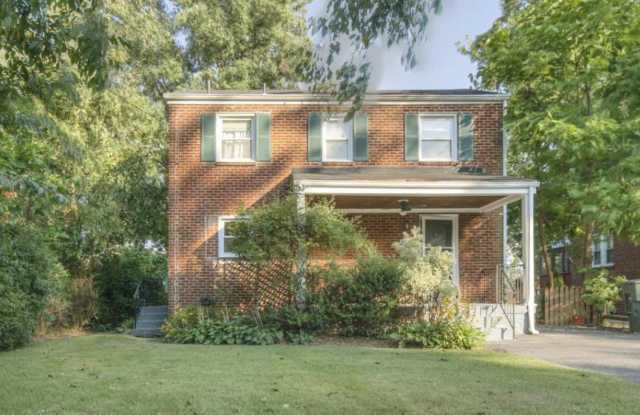 8411 Potomac Ave photos photos